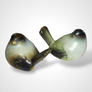 Vintage Ceramic Bird Shakers Salt and Pepper Set Collectible Table Kitchen Decor